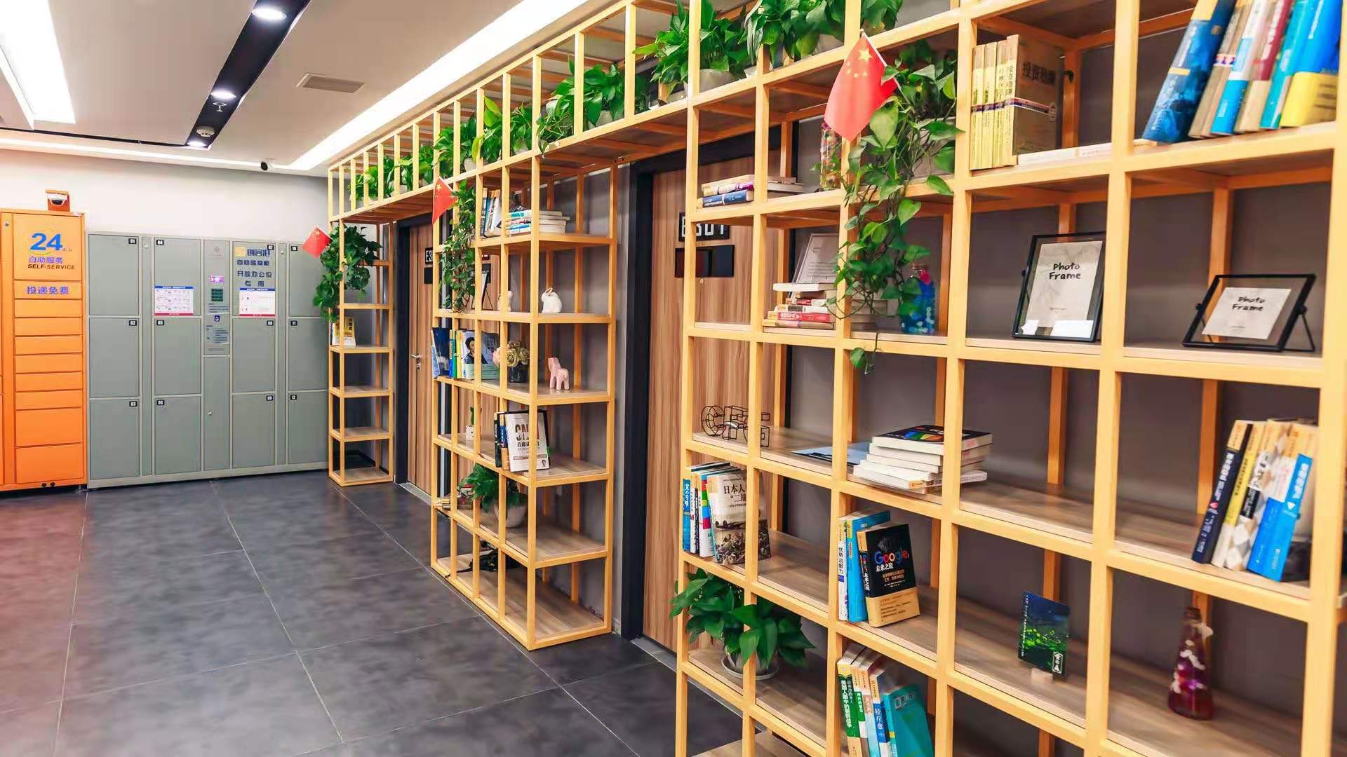 宝安西乡流塘固戍，创意园小型办公室卡位出租办公室转租