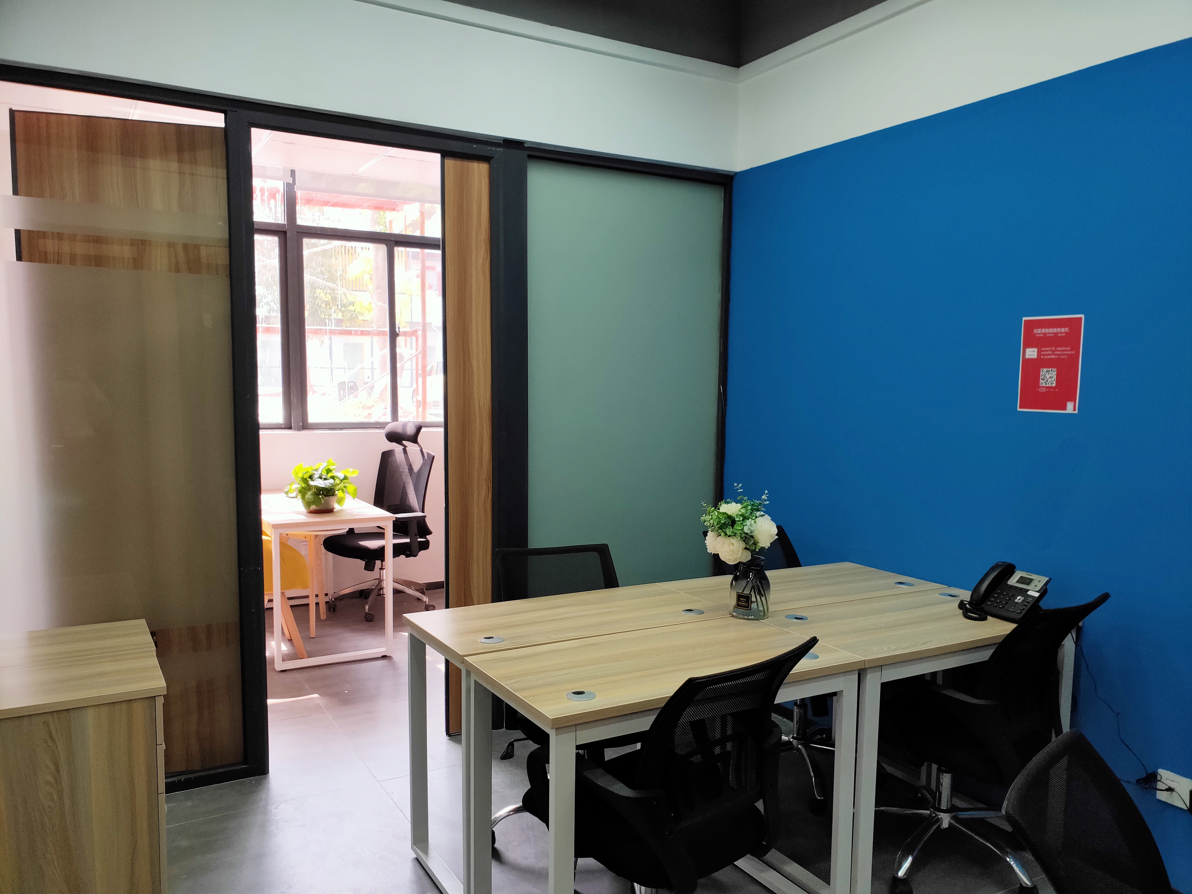 布吉南岭10至200平带家私精装办公室出租，无杂费拎包办公室非中介